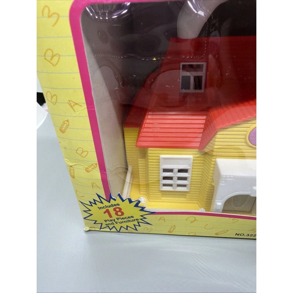 Blue Box Toys Tiny Dreams Mini Doll House Playset for Polly Pocket